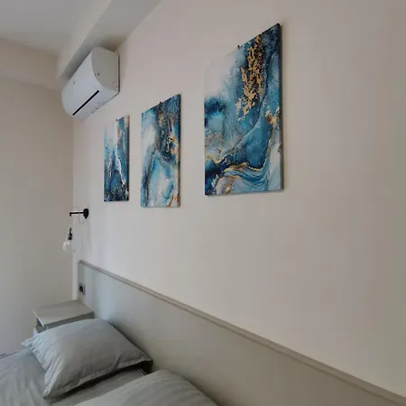 Angela's House 3* Алессандрия