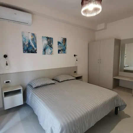 ベッド・アンド・ブレックファスト Angela's House アレッサンドリア